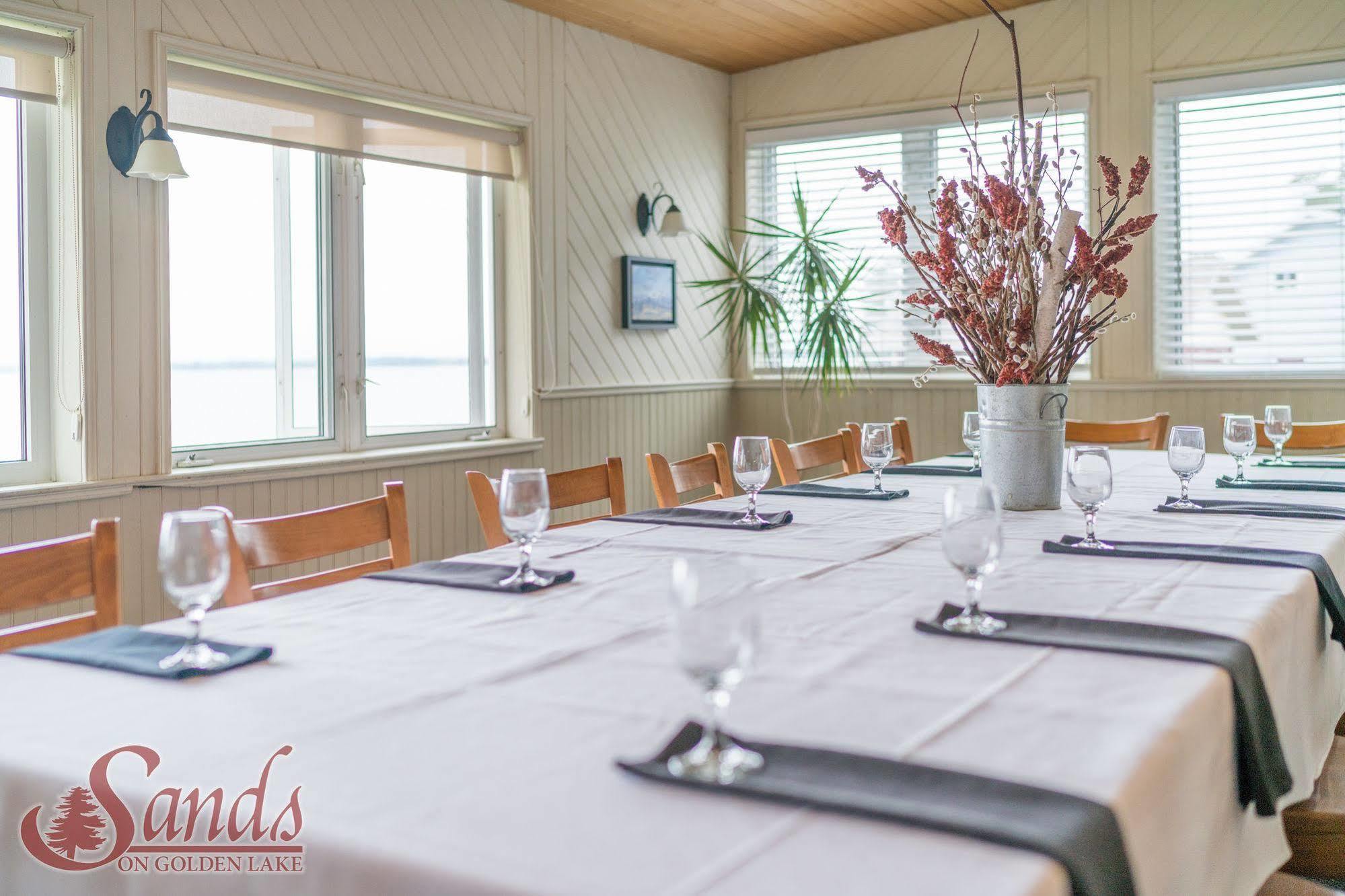 Sands On Golden Lake エクステリア 写真